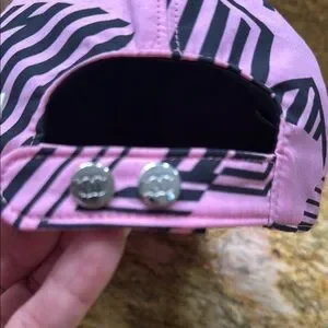 CHANEL | Accessories | Chanel Pink And Black Geometric Hat  display picture 1